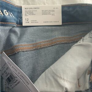 NEW AMERICAN EAGLE HIGH RISE JEANS size 12